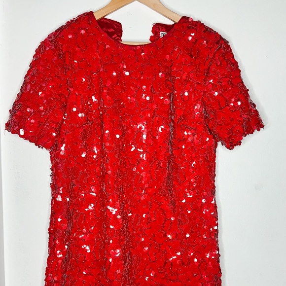 Zara – Short Sequin Dress - Picture 1 of 5